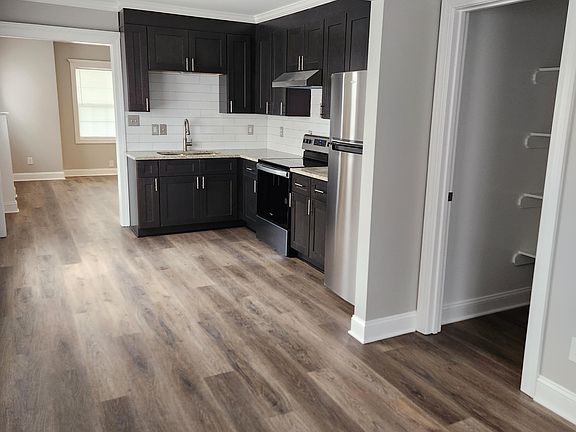 4th image of 609 W West Fourteenth Avenue