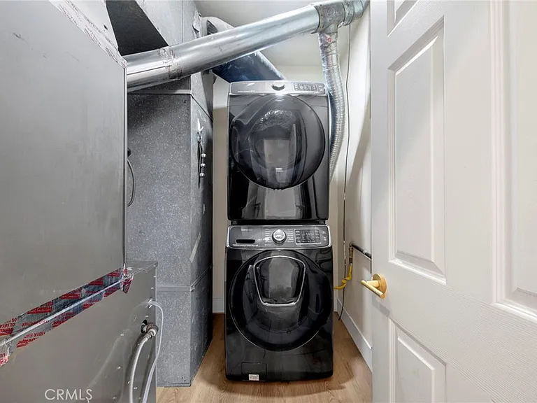 1432 N Catalina St — Photo 21