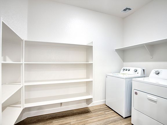 4th image of 17703 W Sanna St