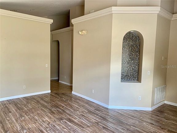 3rd image of 1029 Bridgeford Crossing Blvd