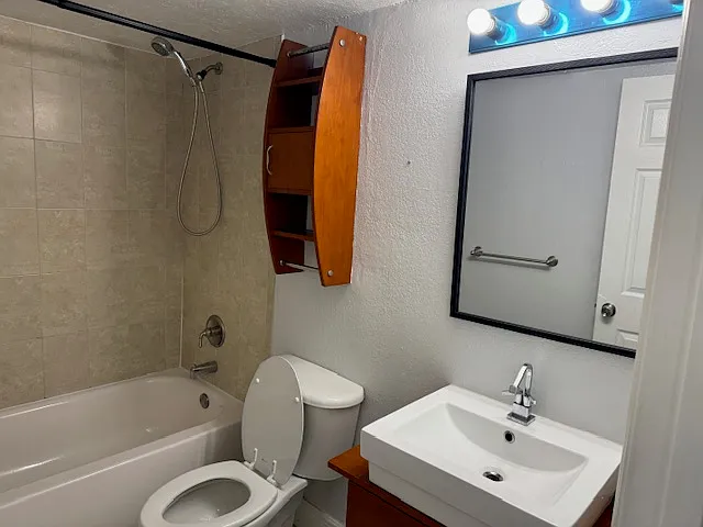 900 S Peninsula Dr #208 — Photo 11
