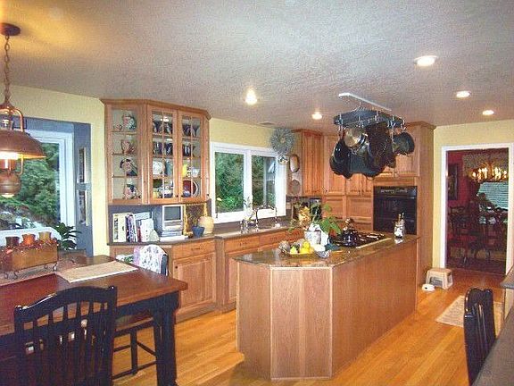 New Hickory Kitchen