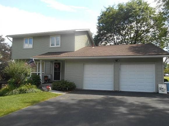 1st image of 2918 Ironwood Dr