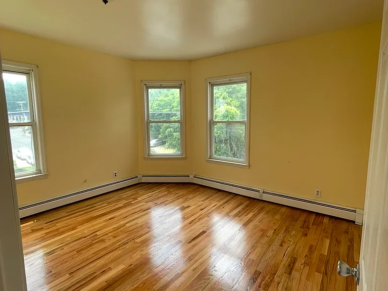 371 Congress Ave #3 — Photo 21