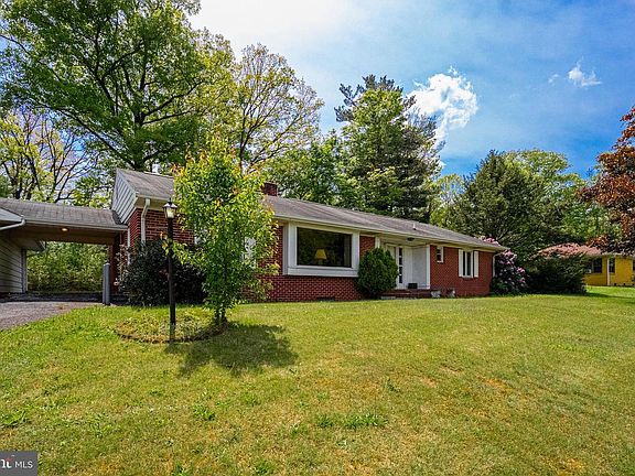 33rd image of 1249 Braddock Rd