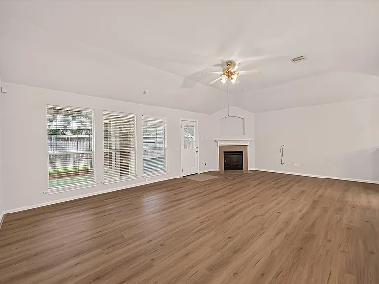 4823 Grand Chateau Ln — Photo 12
