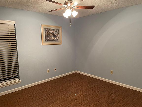 3rd image of 4159 Steck Ave Unit 275