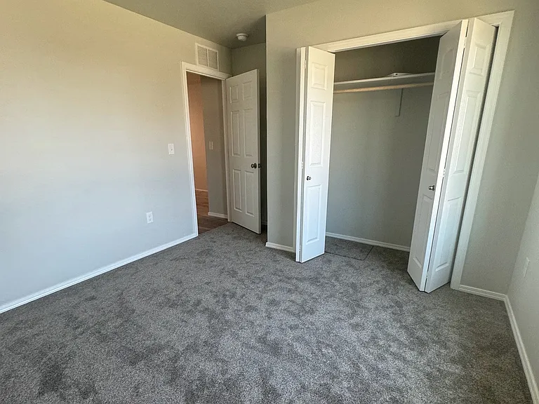 18350 N Fire Ice Ave — Photo 6