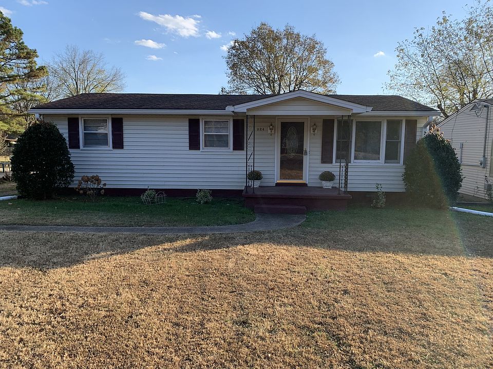 2nd image of 224 Gowen Dr