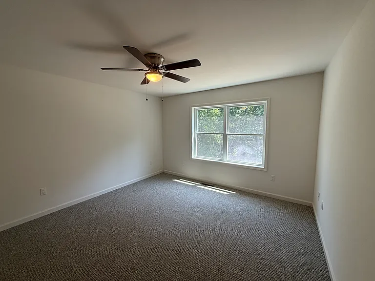 492 Clifton Park Center Rd #A — Photo 15