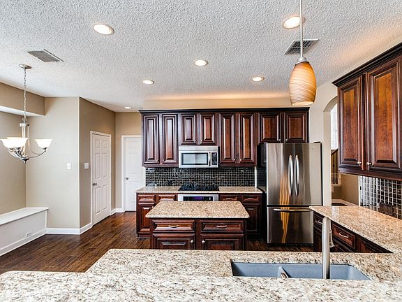 5th image of 6506 Autumnwood Dr
