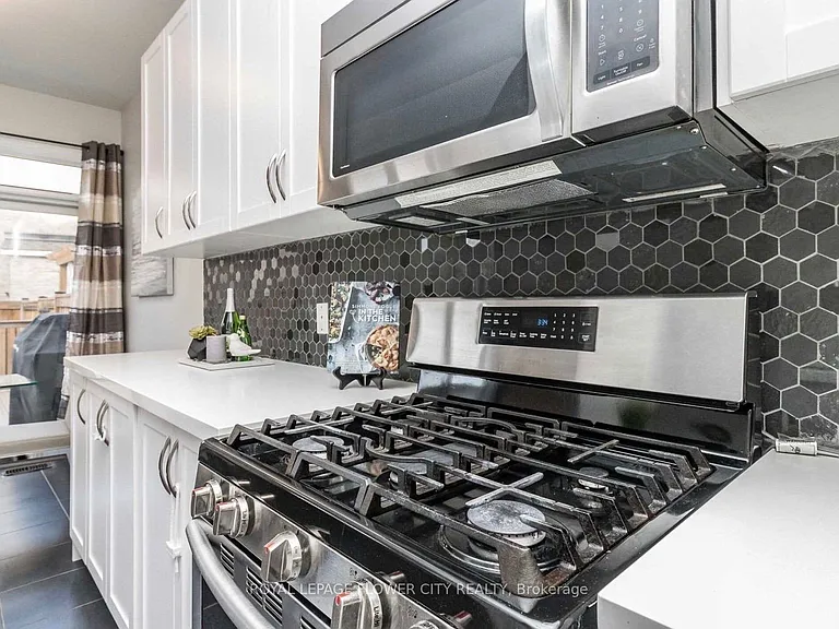 5 Zephyr Rd — Photo 8