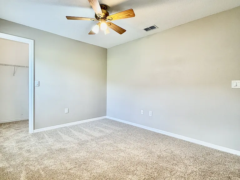 3415 Silver Meadow Way — Photo 33