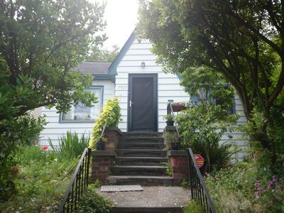 7707 26th Ave NW, Seattle, WA, 98117