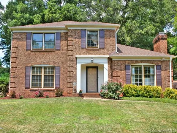 9223 Hinson Dr, Charlotte, NC 28270
