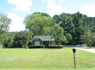 2215 Sunnyside School Rd, Fayetteville, NC 28312