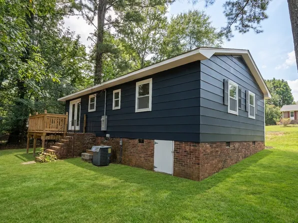 204 Carlton Dr, Spartanburg, SC 29302