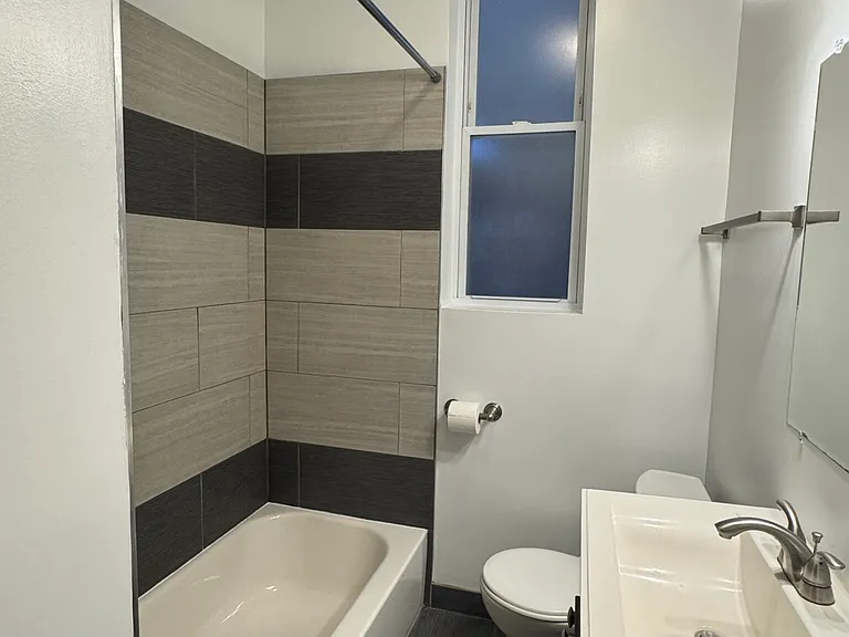 3513 N Halsted St #2FF — Photo 6