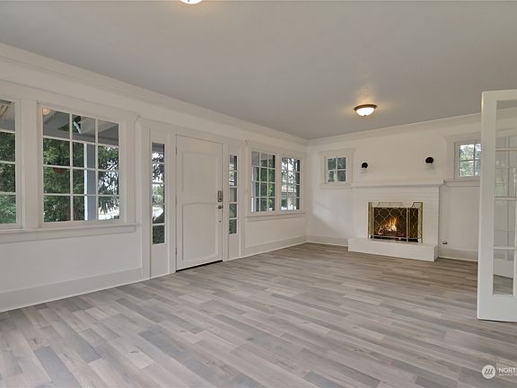 5th image of 7119 Foster Street SW