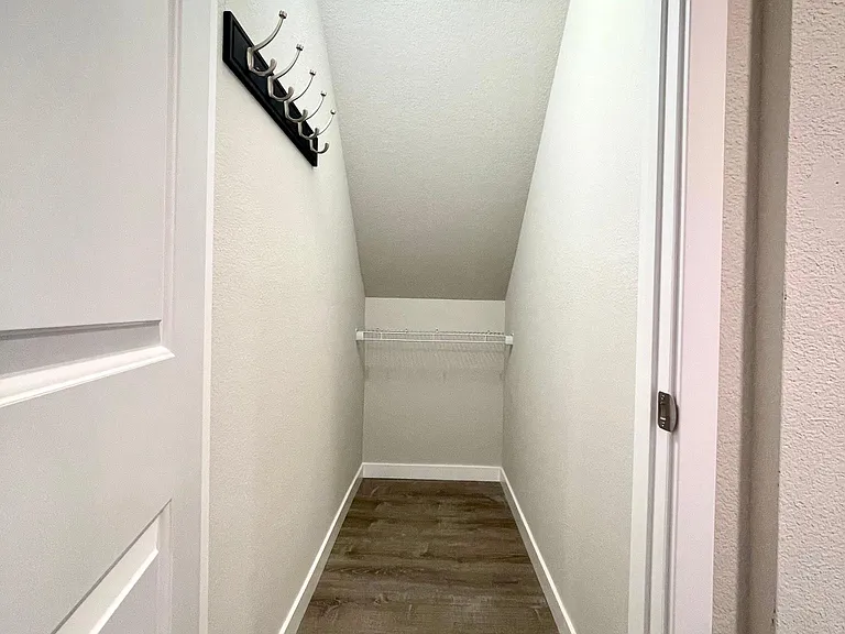 20832 Poplar Way — Photo 11