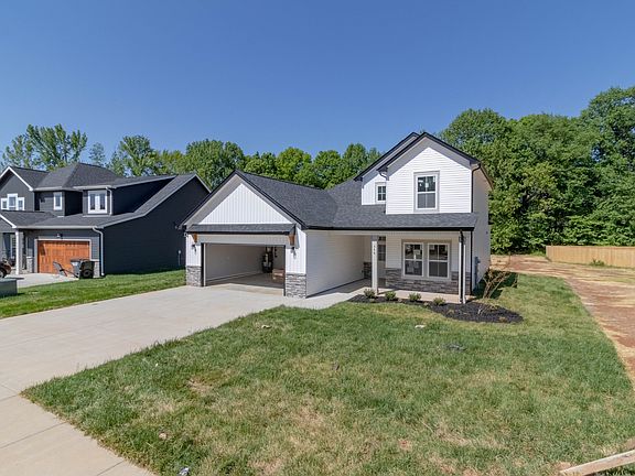 4th image of 104 Sango Dr