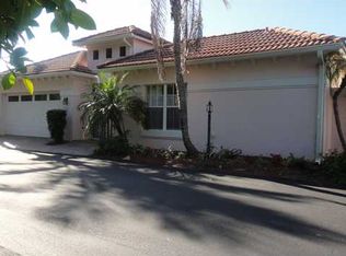 921 Waters Edge Dr, Hutchinson Island, FL 34949