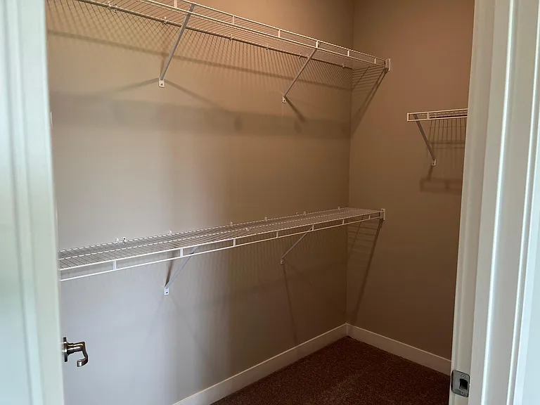 1741 Berwyn Ln — Photo 19