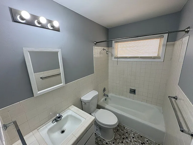 1336 D St #1338-D — Photo 13