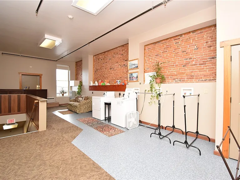 150 Court St #3 — Photo 13