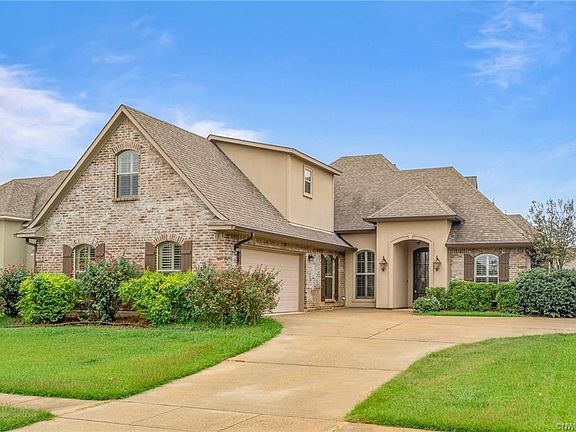 2nd image of 777 Hackberry Dr
