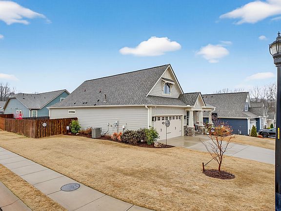 4th image of 501 Wynstone Pl