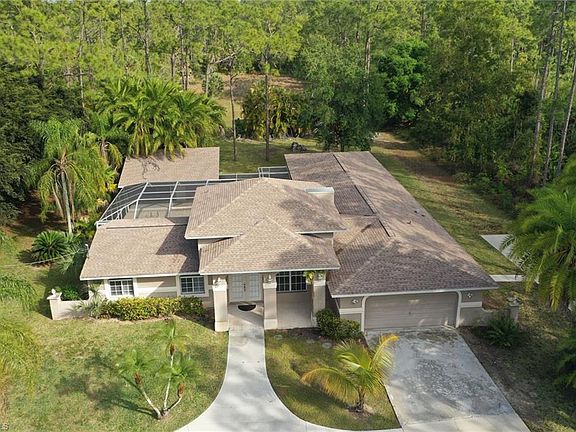 3rd image of 5051 Palmetto Woods Dr