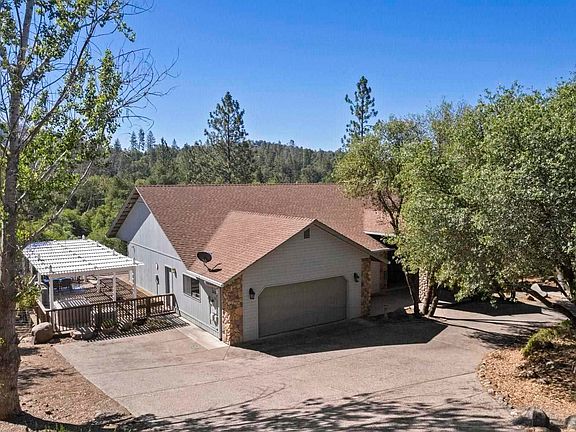 5th image of 14499 Lake Vista Dr