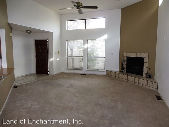 3rd image of 5805 Cubero Dr NE