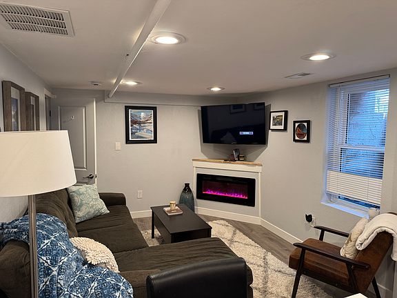 2nd image of 1049 S Pennsylvania St #1