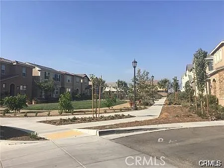 5945 Silveira St — Photo 31