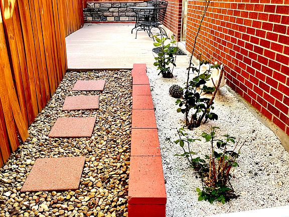 2nd image of 676 Niver Ave
