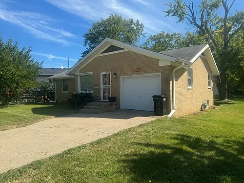 1212 Philo Rd Photo 1