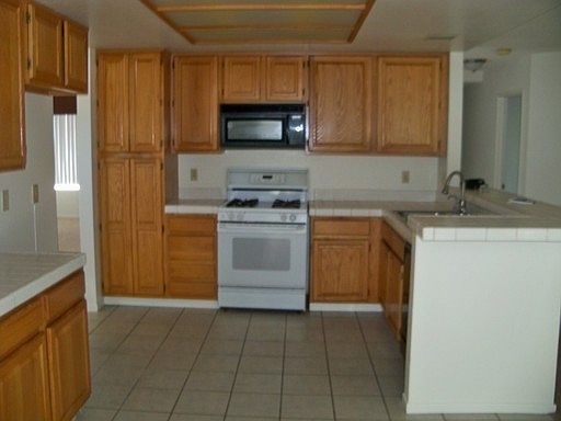 3rd image of 7523 Rock Crest Ln