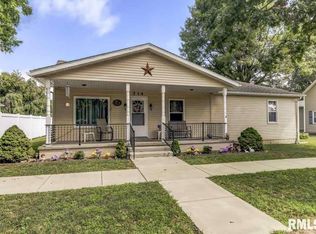 314 E Washington St, Greenview, IL 62642