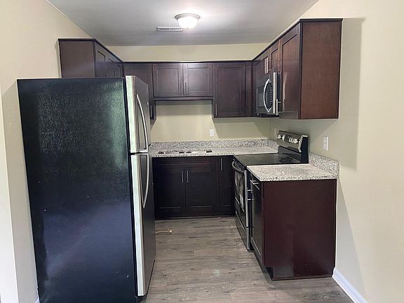 4th image of 7195 Doe Dr APT 801