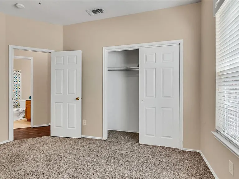 4105 Capstone Dr — Photo 24