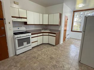 2012 Greene Ave #1R, Ridgewood, NY 11385