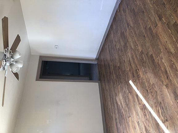 5th image of 1116 Smith St