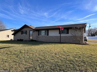 312 Hummel Ave SW, New Philadelphia, OH 44663