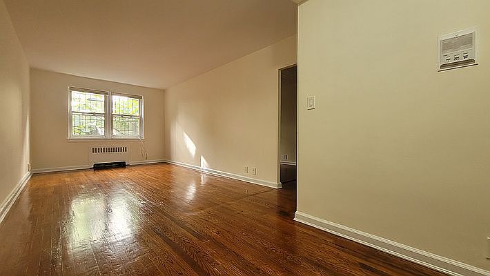 1st image of 128 E 91st St #1B