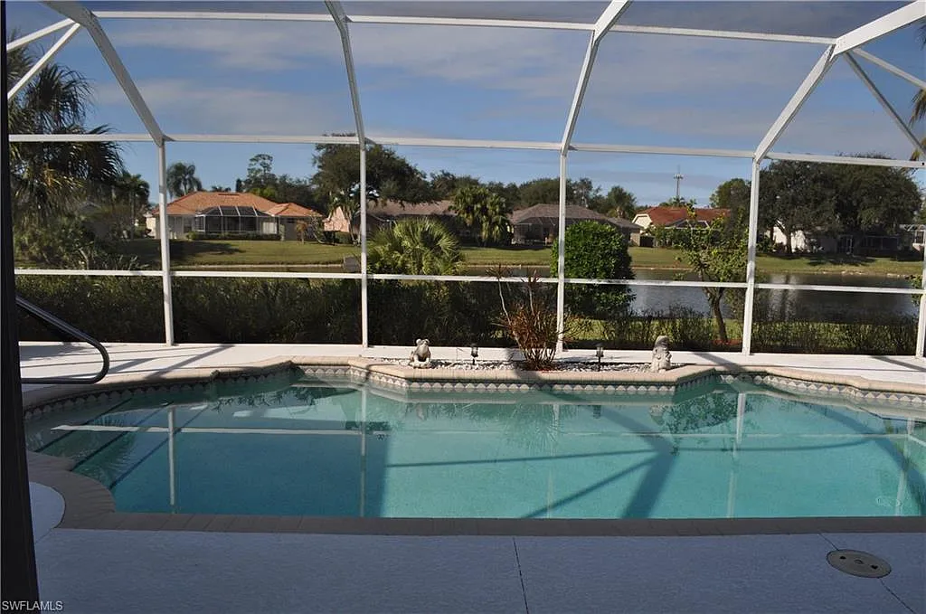 3 bed, 2.0 bath, 1906 sqft, $6,500 — Photo 1