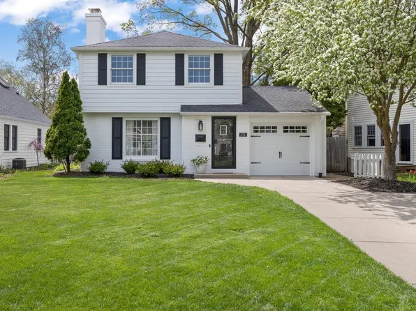 275 Kensington Dr, Madison, WI 53704