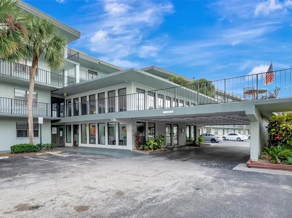 9440 SW 8th St APT 315, Boca Raton, FL 33428