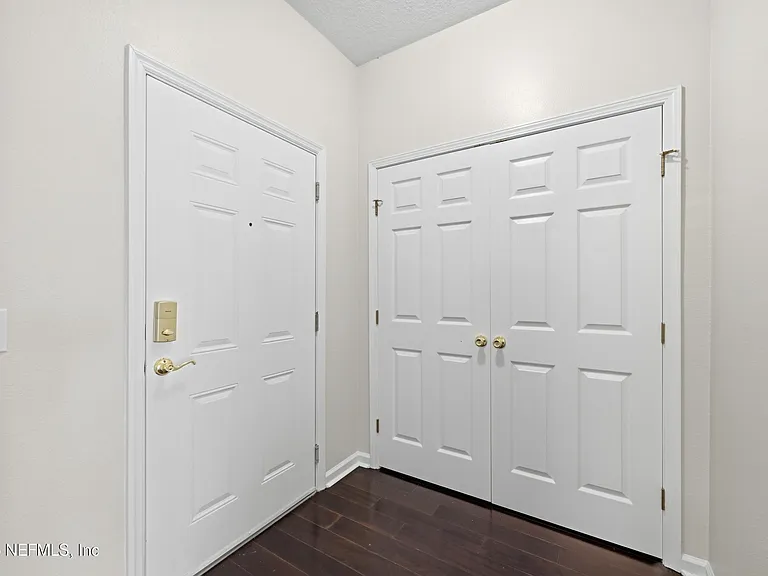 7801 Point Meadows Dr #1402 — Photo 2